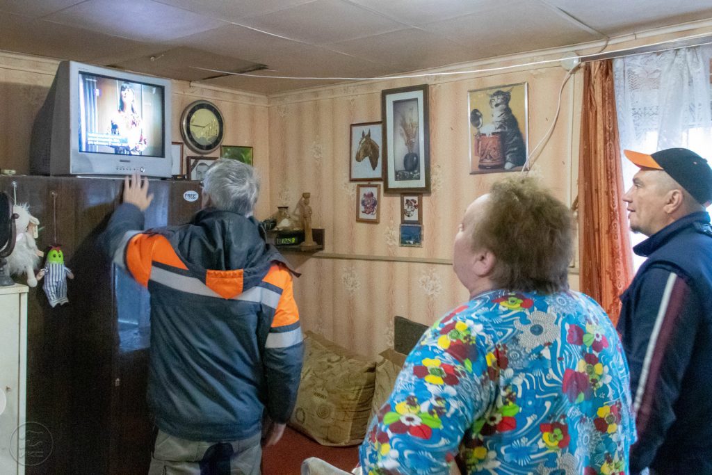 Помогли с эфирным ТВ жительнице из Новосёлок